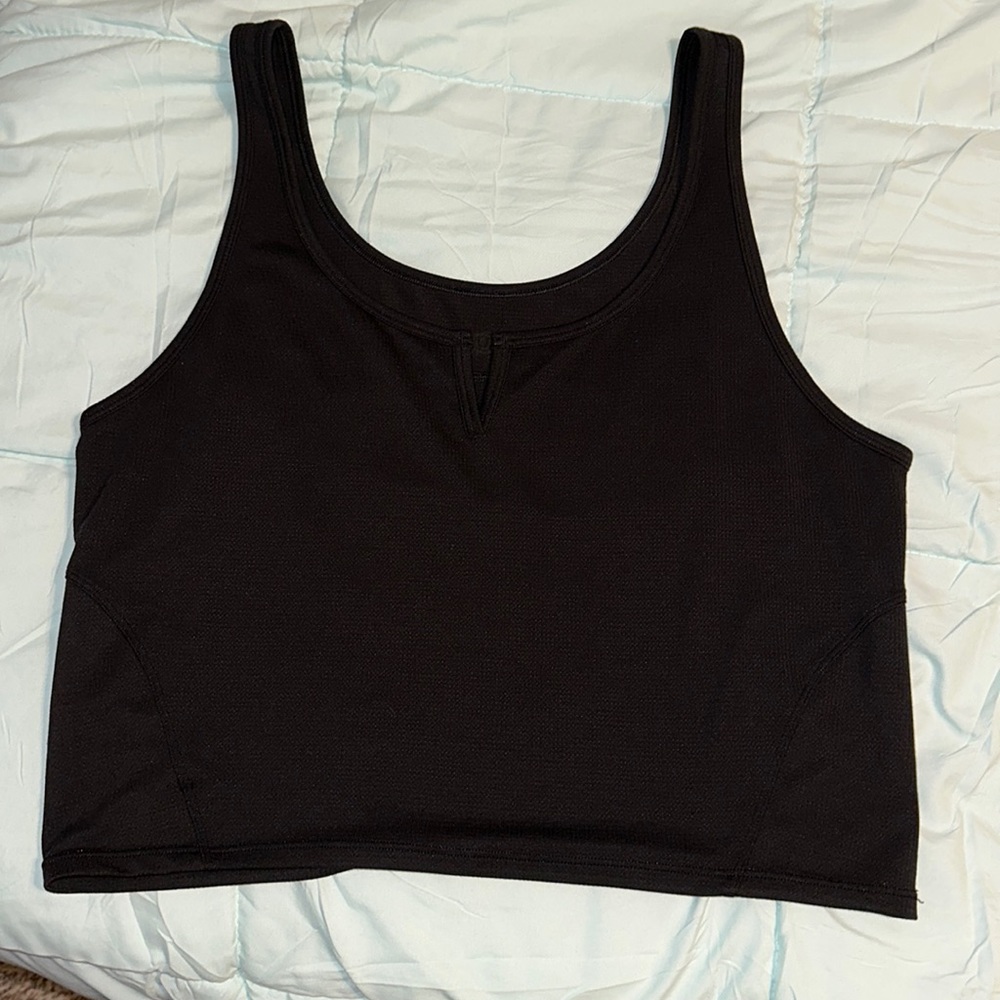 EUC Lululemon Cropped Henley Tank Size 8